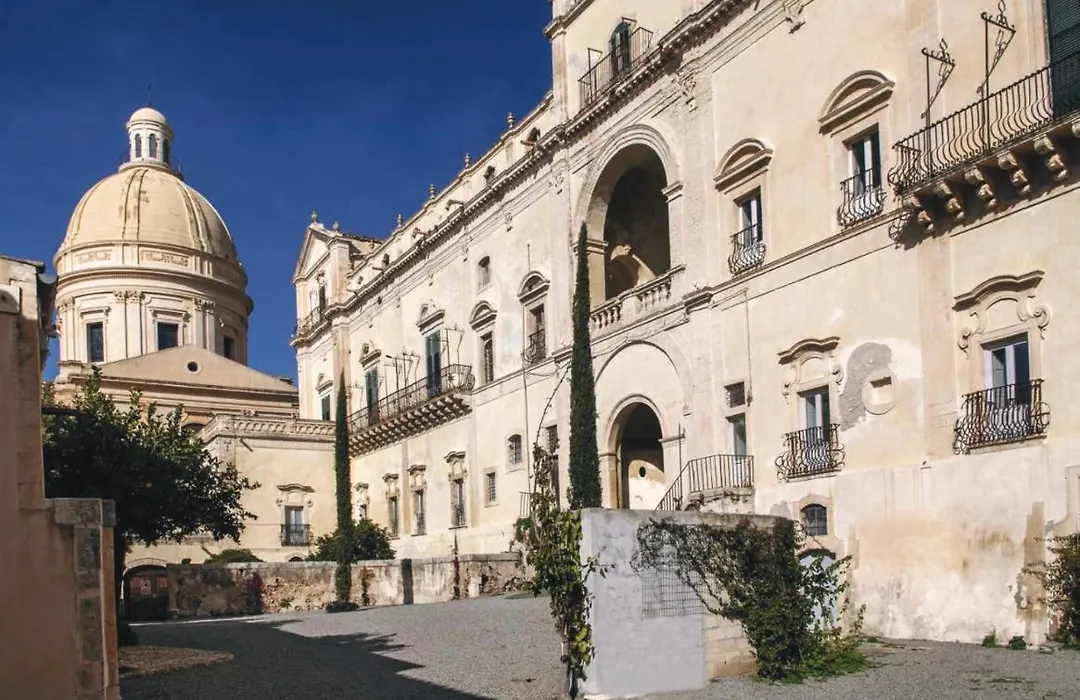 Palazzo Trigona Dependance-1