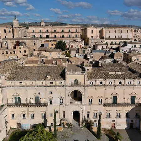 Palazzo Trigona Dependance-2